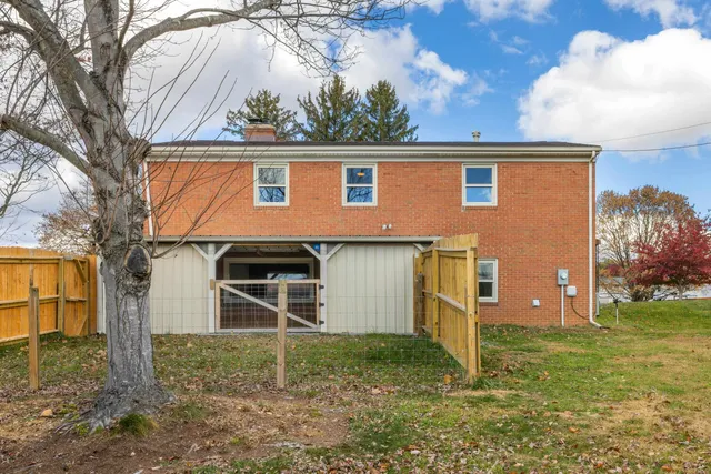 $300,000 | 1358 Keesling Avenue, Waynesboro, VA 22980