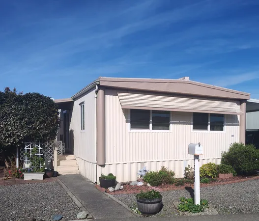 $62,500 | 2208 Royal Drive, Unit 32, Fortuna, CA 95540
