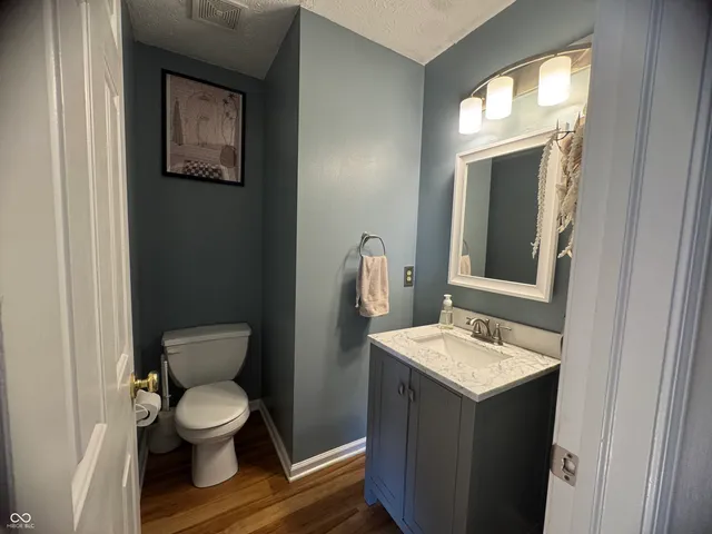 $356,000 | 7202 Bethel Court, Avon, IN 46123