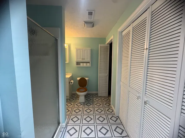 $356,000 | 7202 Bethel Court, Avon, IN 46123