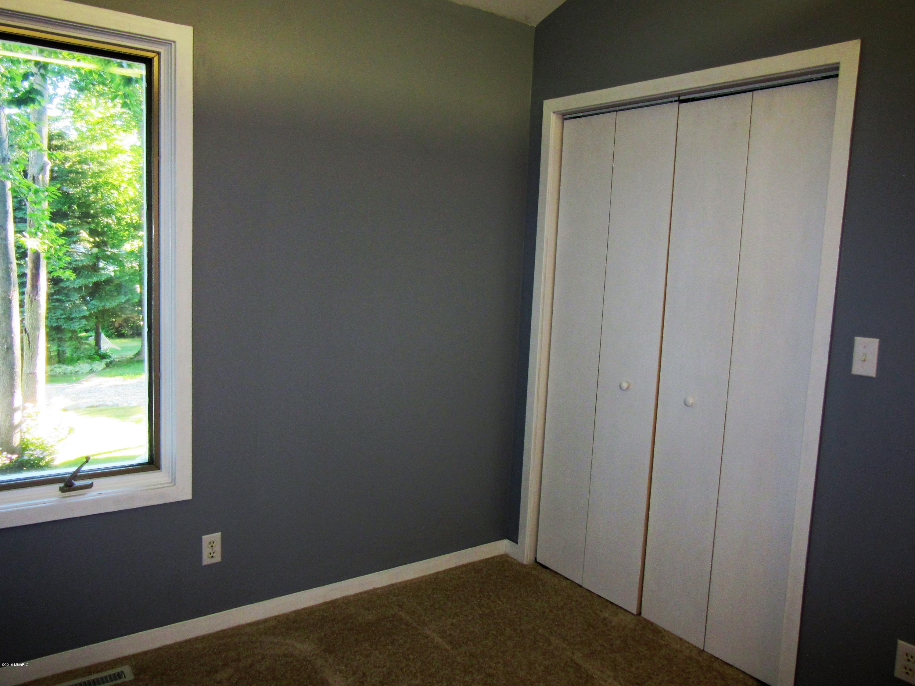 31615 Maple Island Road Dowagiac, MI 49047 - Photo 20 of 32 IMG_1307