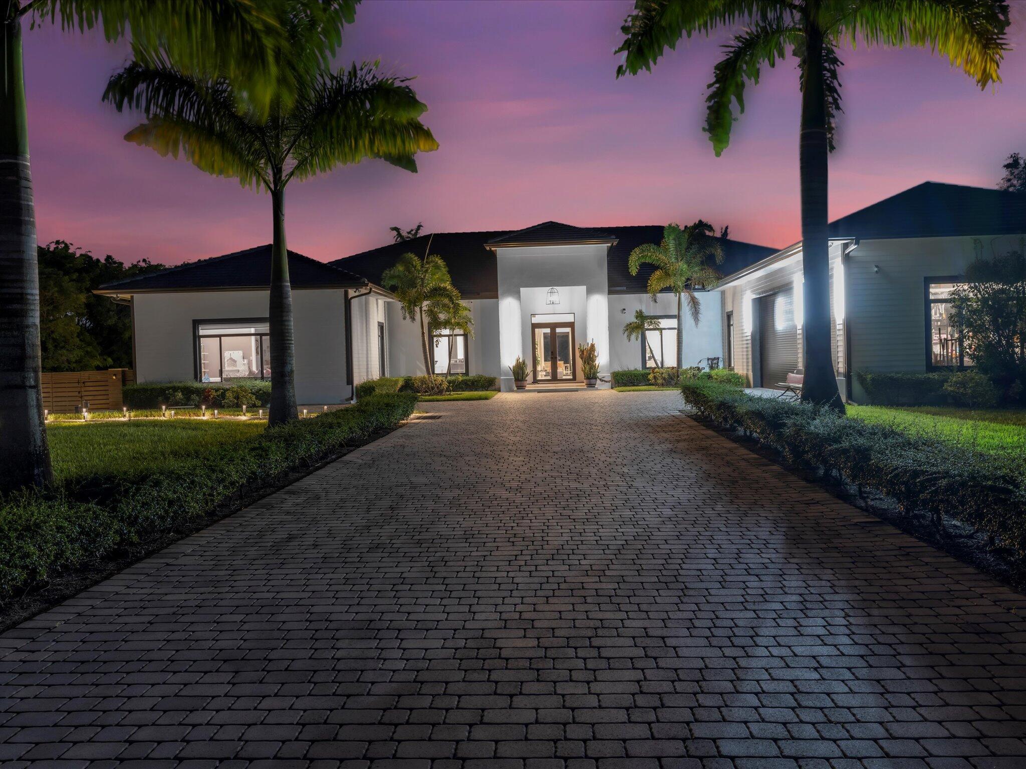 6122 Southwest 173rd Way Southwest Ranches, FL 33331 - Photo 111 of 137 Nighttime Front