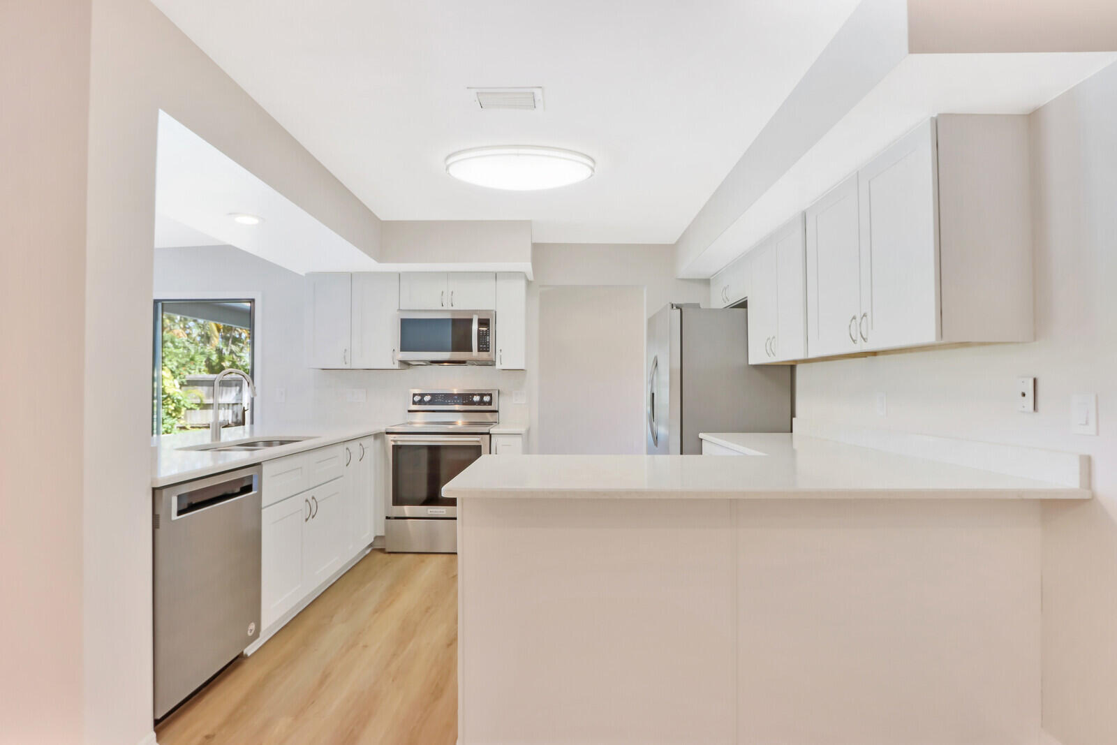 85 Hickory Hill Road Jupiter, FL 33469 - Photo 4 of 43 11_Image_11_mls