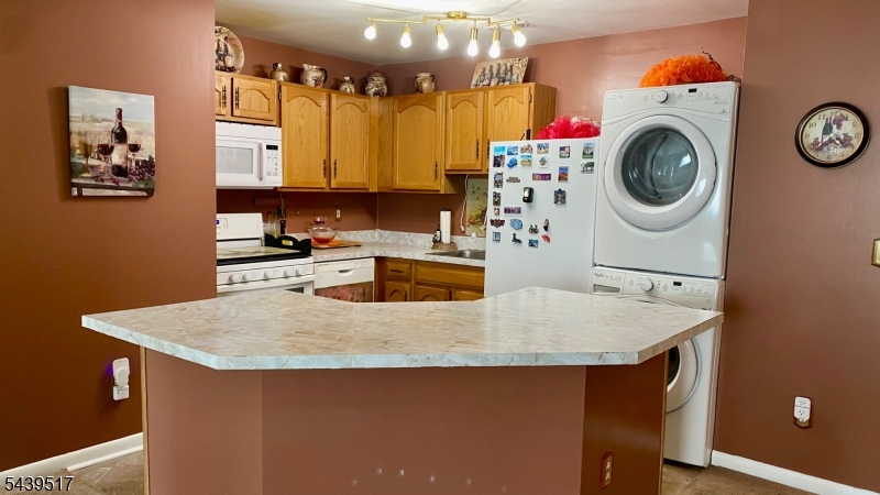 74 Falcon Ridge Way North, Unit 4 Hamburg, NJ 07419 - Photo 13 of 14