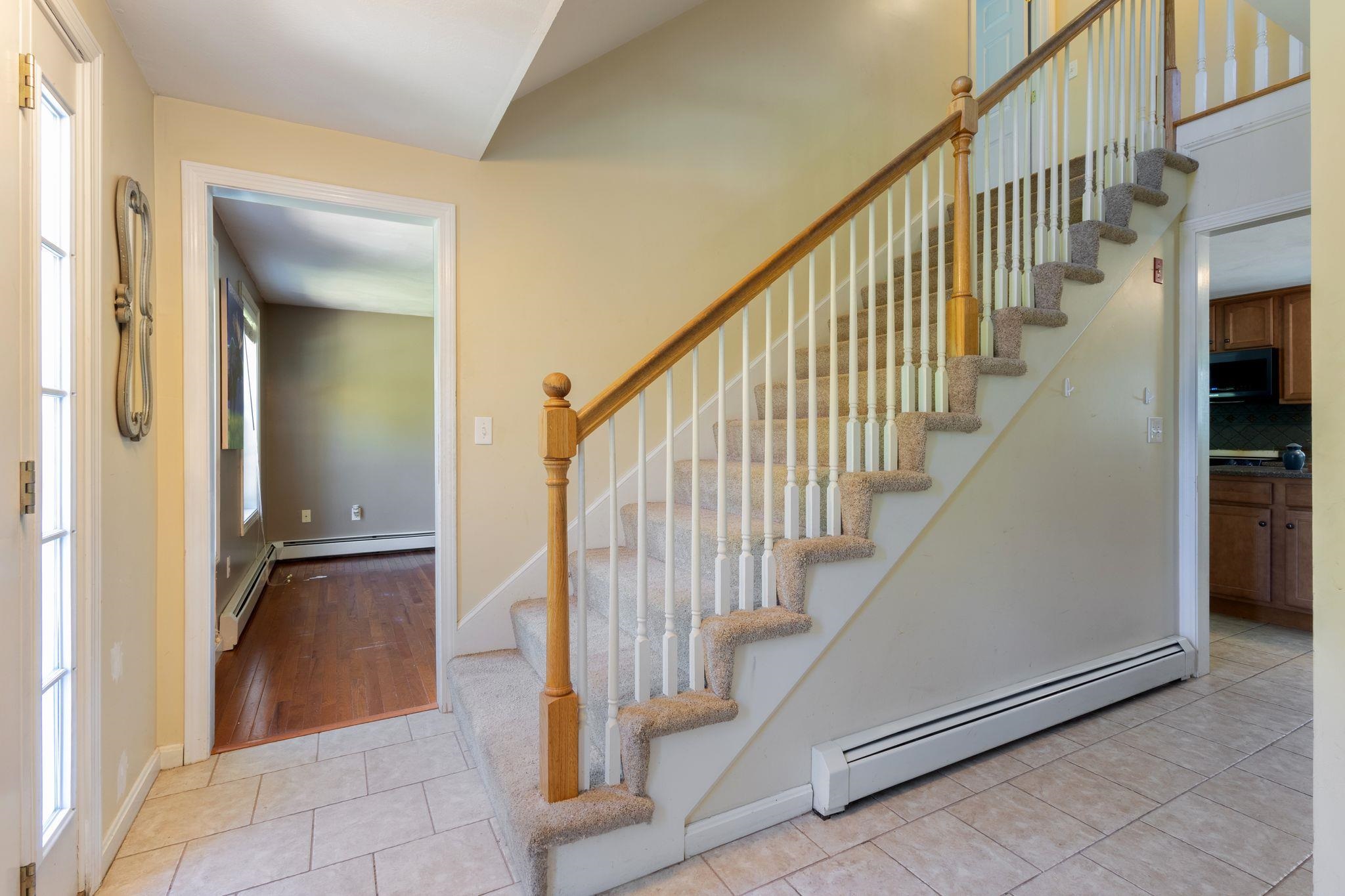 240 Old Nottingham Road Epping, NH 03042 - Photo 4 of 35