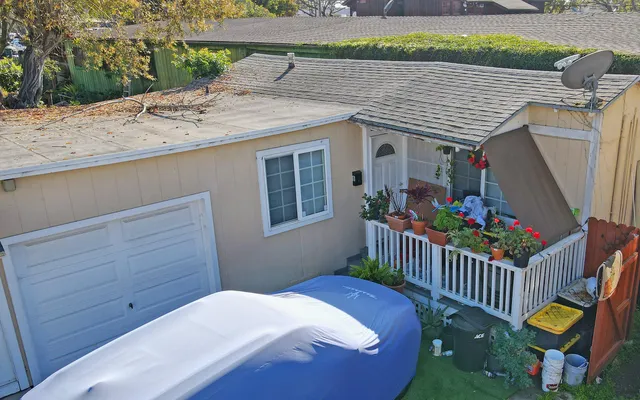 $2,500,000 | 4869 Carpinteria Avenue, Carpinteria, CA 93013