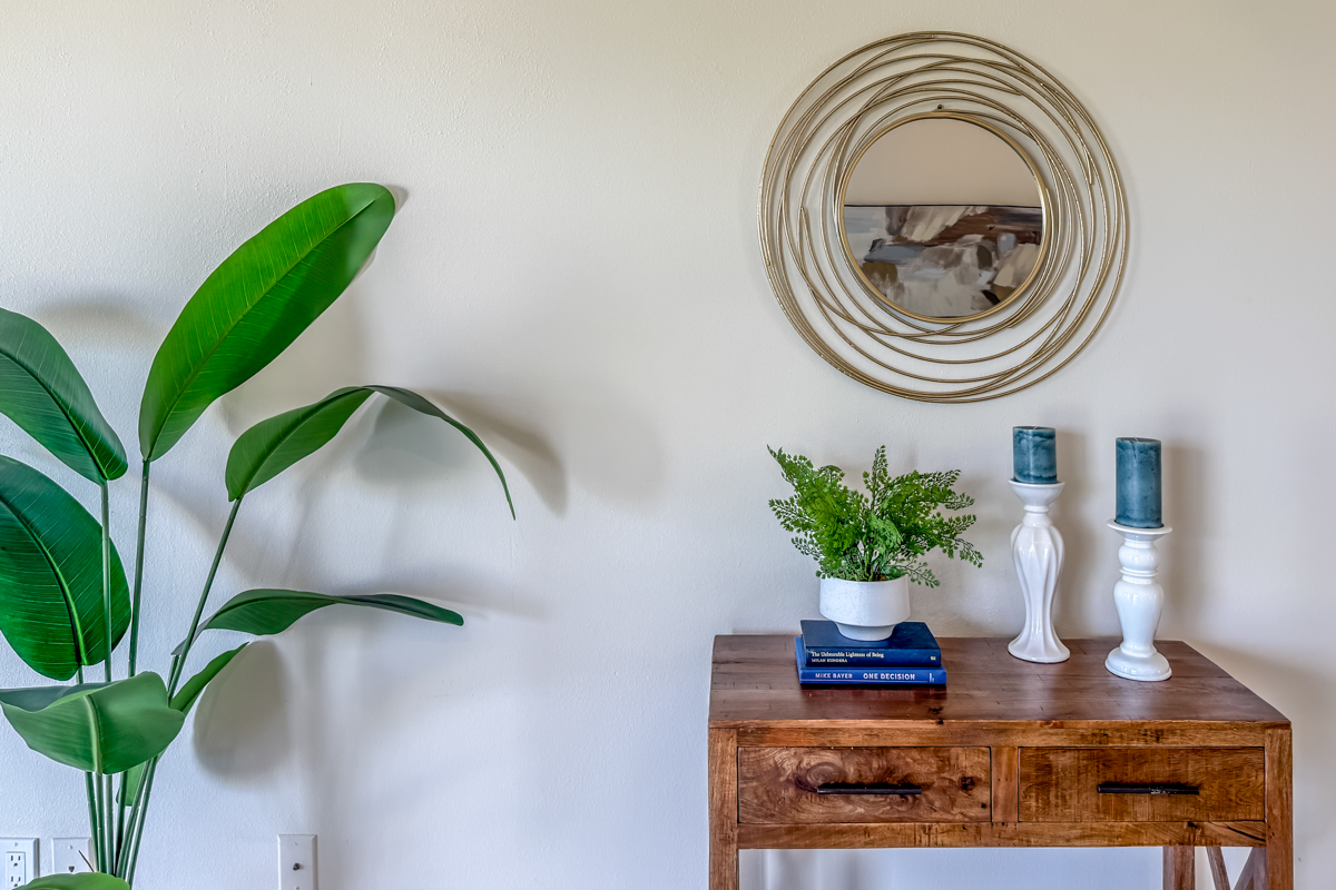 68-1704 Akaula Court Waikoloa, HI 96738 - Photo 8 of 30 a vase of flowers sitting on a table