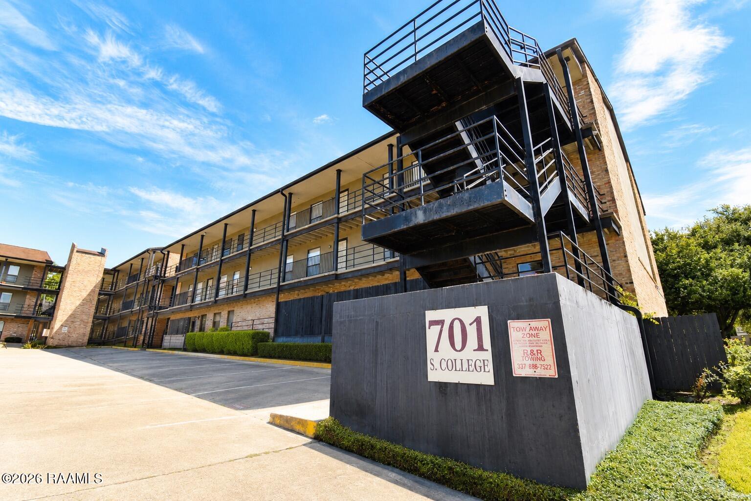 701 South College Road, Unit 110 Lafayette, LA 70503 - Photo 1 of 15 Image 22