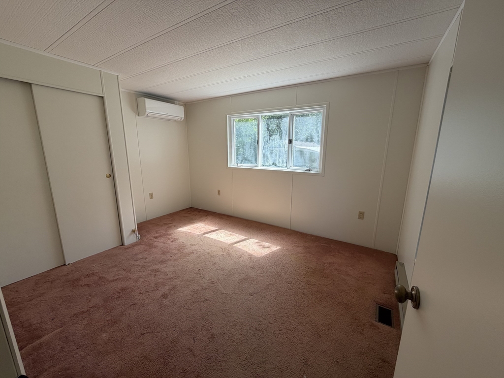 16 Tyler Street Brookfield, MA 01506 - Photo 17 of 21