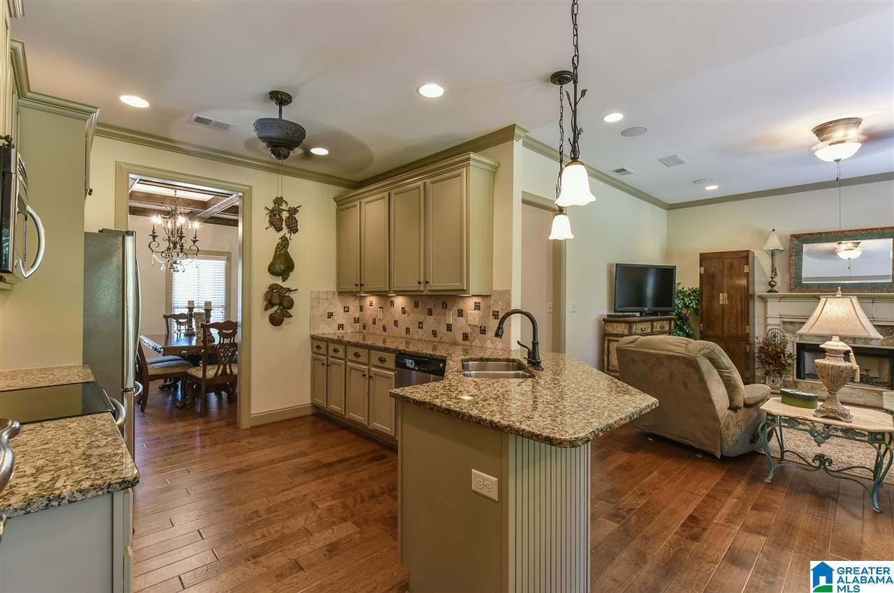 204 Dunrobin Cove Pelham, AL 35124 - Photo 3 of 49