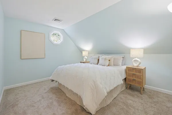$1,099,000 | 10 Long Ridge Road, Acton, MA 01720