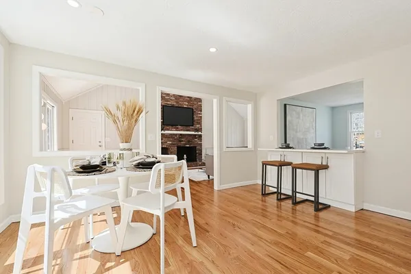 $1,099,000 | 10 Long Ridge Road, Acton, MA 01720