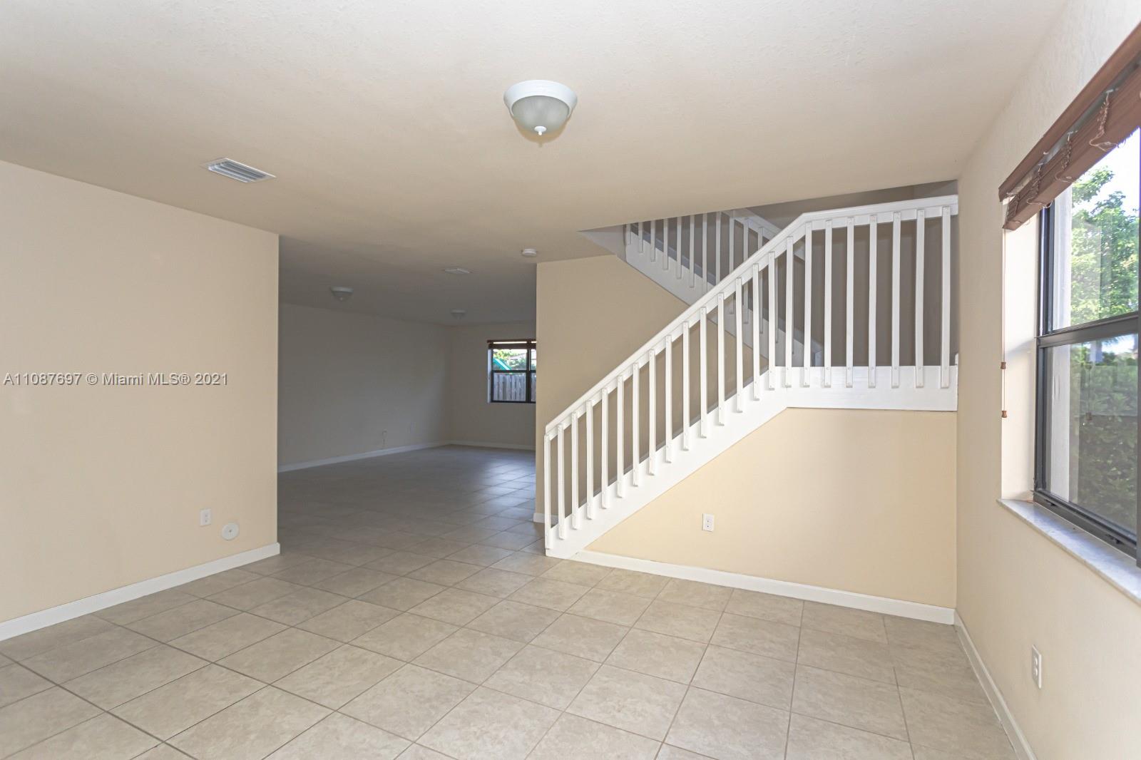 9019 Southwest 227th Terrace Cutler Bay, FL 33190 - Photo 4 of 9 a view of entryway