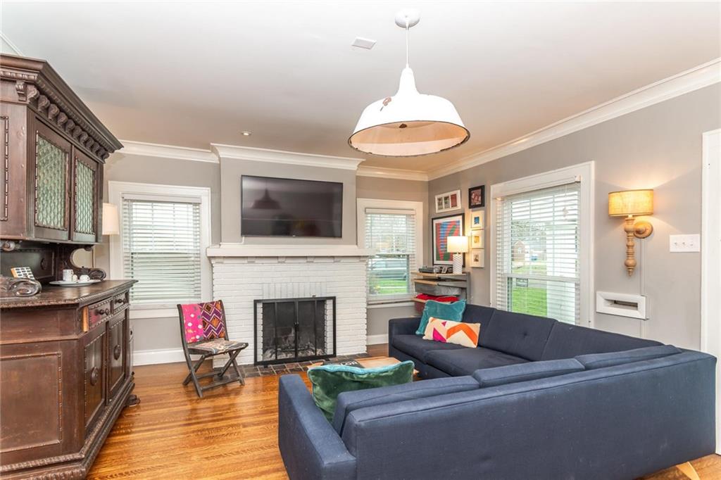 216 Berkley Road Indianapolis, IN 46208 - Photo 11 of 30 Gallery Image 11
