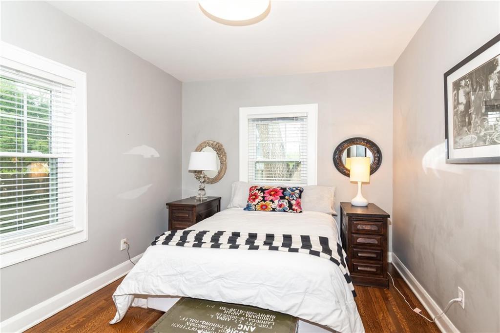 216 Berkley Road Indianapolis, IN 46208 - Photo 16 of 30 Gallery Image 16