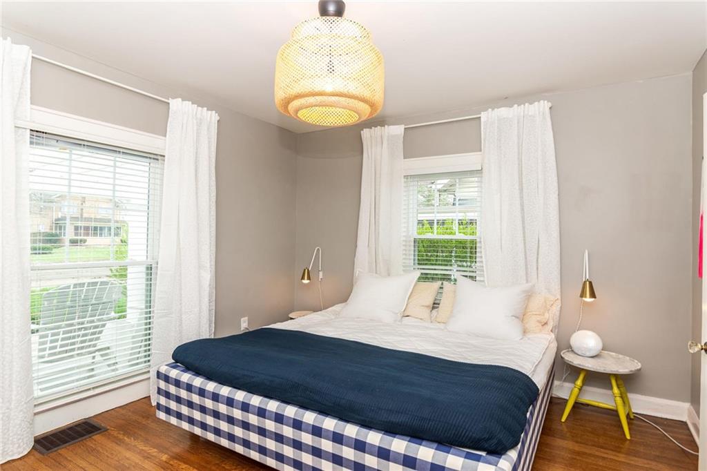 216 Berkley Road Indianapolis, IN 46208 - Photo 18 of 30 Gallery Image 18