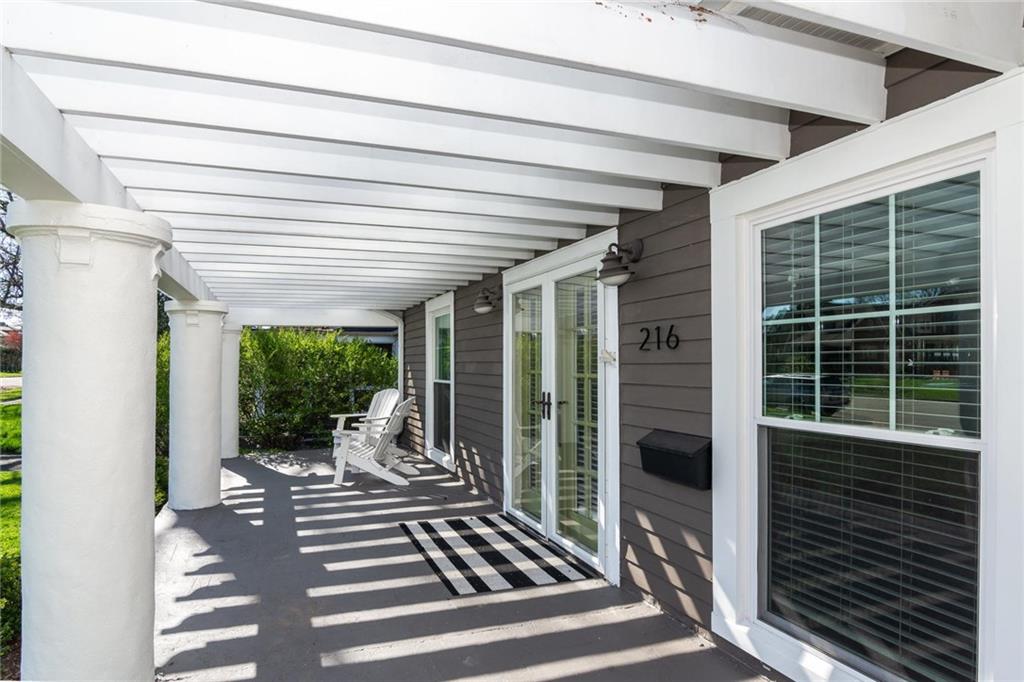 216 Berkley Road Indianapolis, IN 46208 - Photo 4 of 30 Gallery Image 4