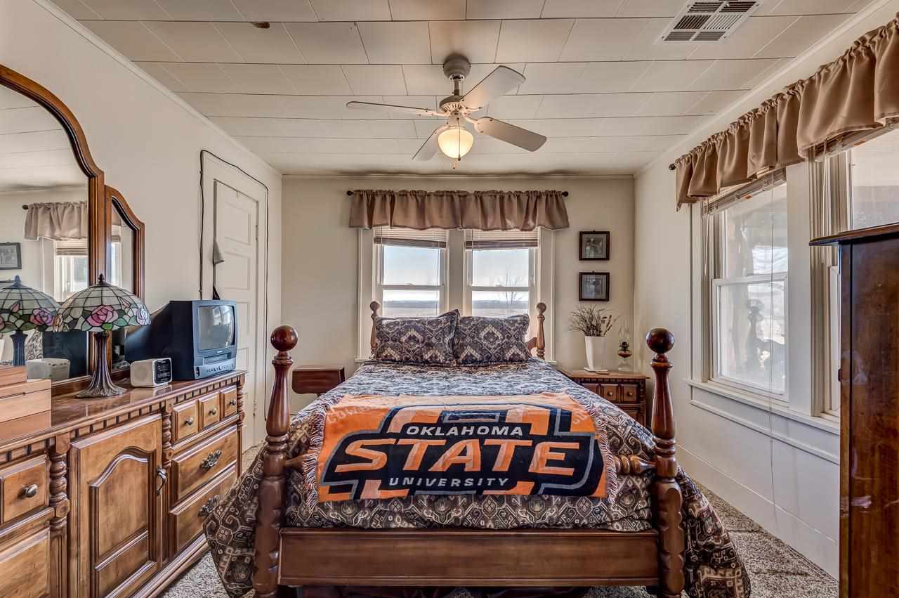 20150 Sumner Drive Perry, OK 73077 - Photo 8 of 22 Gallery Image 8