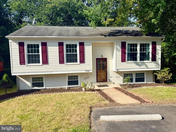 $3,300 | 7700 Newington Forest Avenue, Springfield, VA 22153