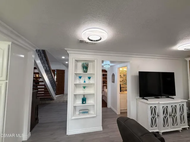 $12,500 | 379 South Greenway Avenue, Newbury Park, CA 91320