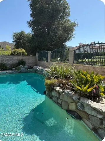 $12,500 | 379 South Greenway Avenue, Newbury Park, CA 91320