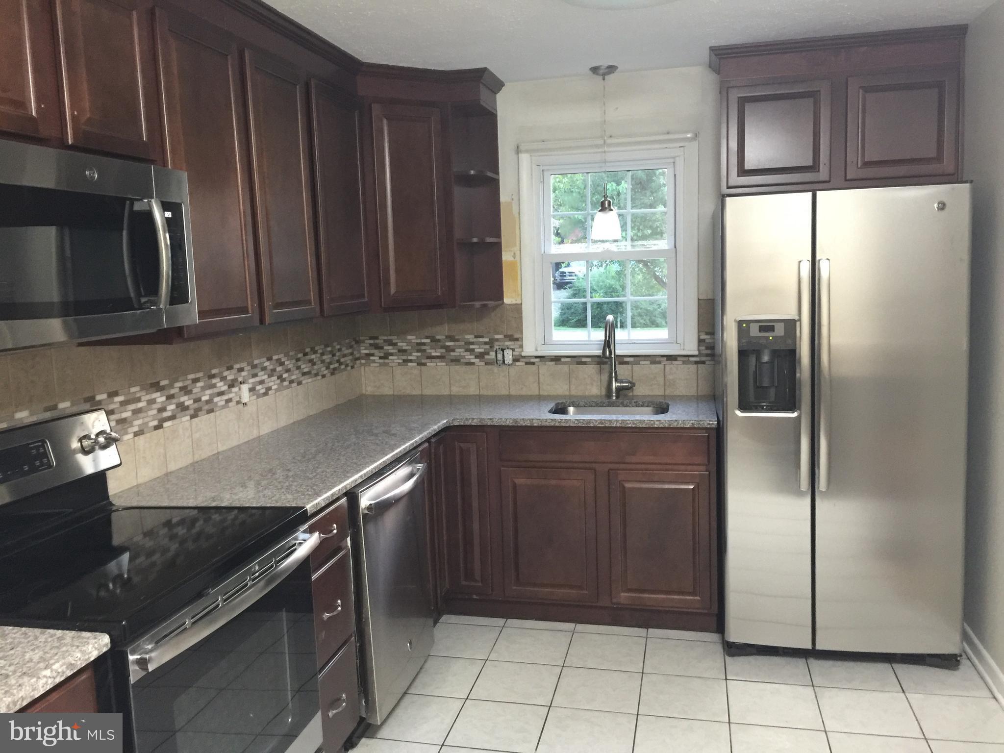 4434 Scrabble Road Shepherdstown, WV 25443 - Photo 5 of 24 Kitchen
