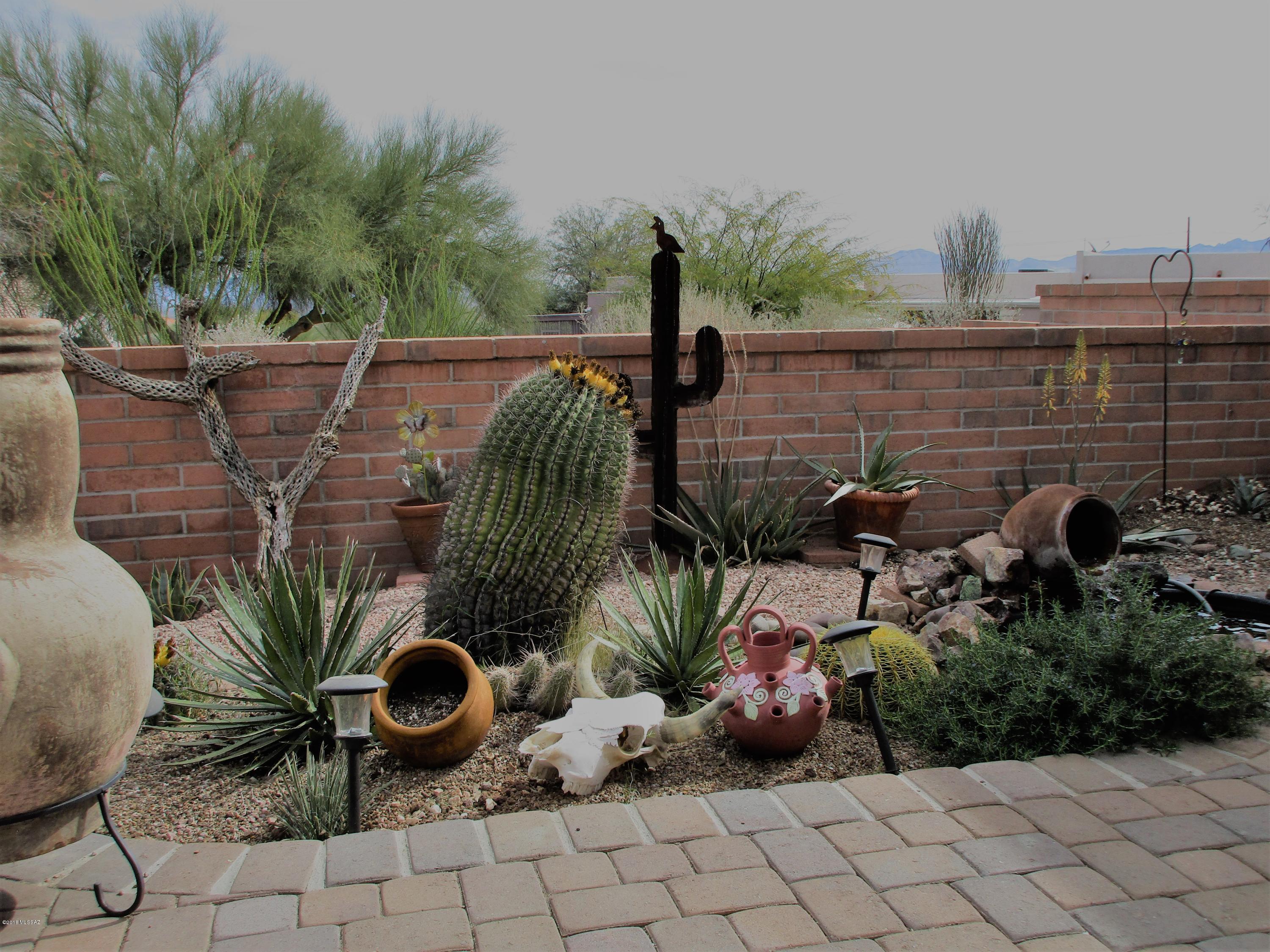 1812 North Rio Mayo Green Valley, AZ 85614 - Photo 33 of 35 Gallery Image 33
