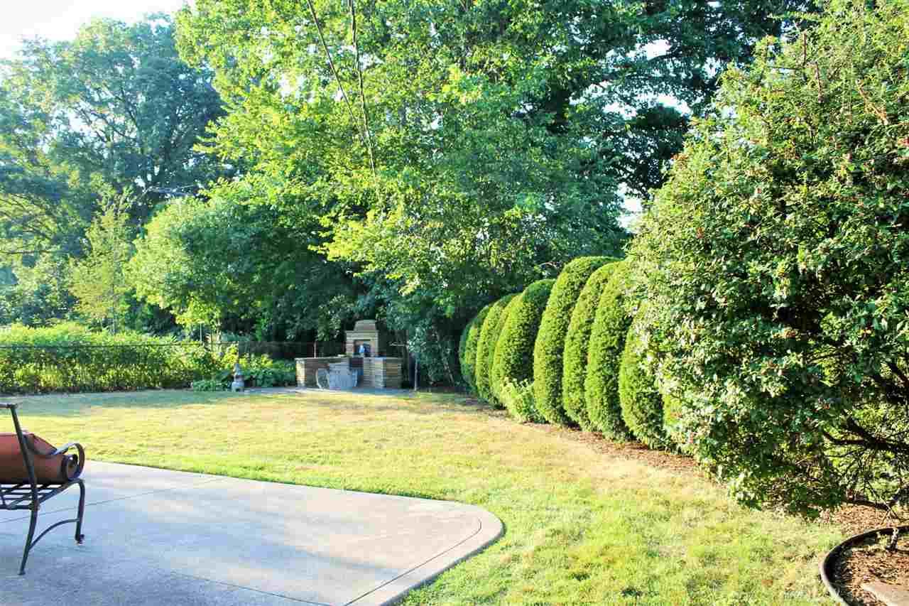 954 South Renaud Road Grosse Pointe, MI 48236 - Photo 46 of 46 31329639-45.JPG