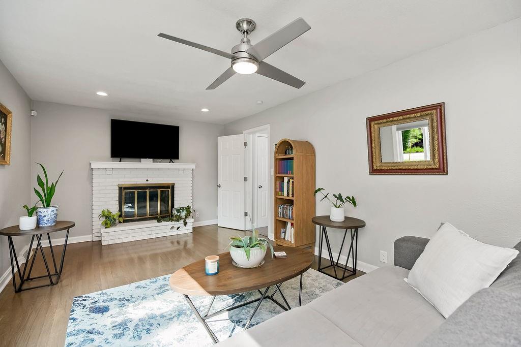 8404 Blue Ridge Boulevard Raytown, MO 64138 - Photo 4 of 28