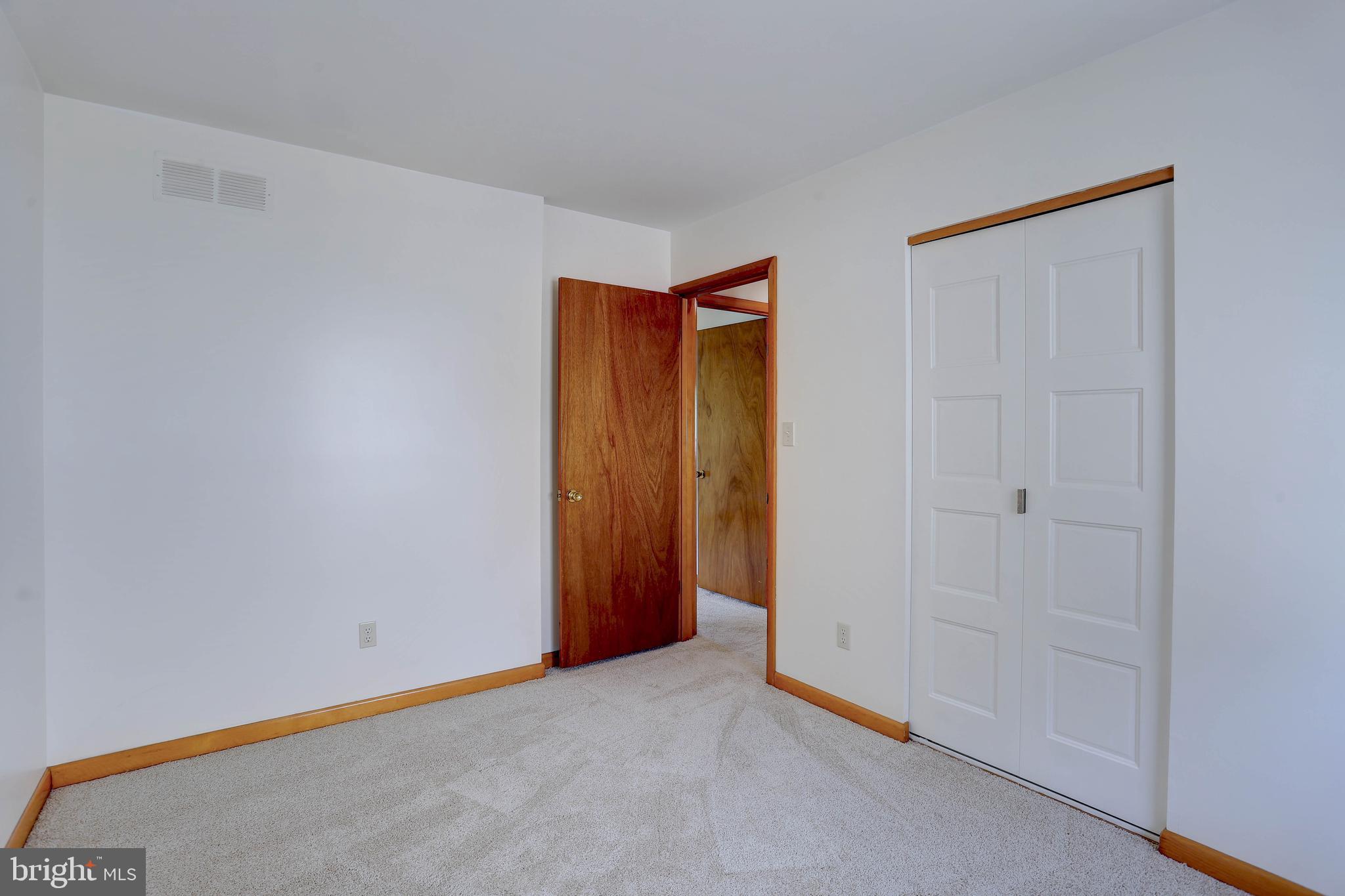 207 Greenland Beach Road Baltimore, MD 21226 - Photo 16 of 28 a view of an empty room