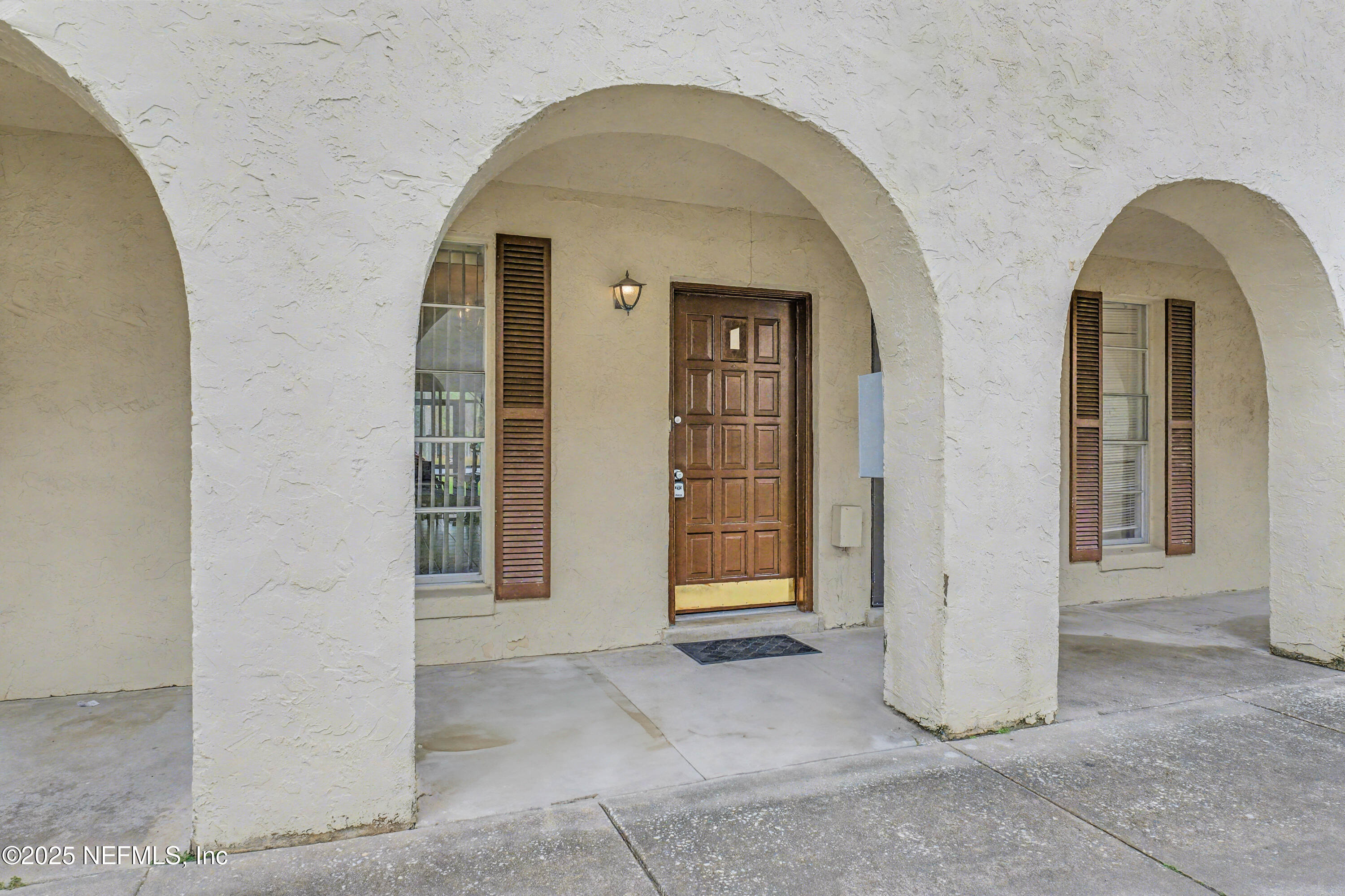 1530 El Prado Road, Unit 1 Jacksonville, FL 32216 - Photo 11 of 15 a view of entryway with hallway