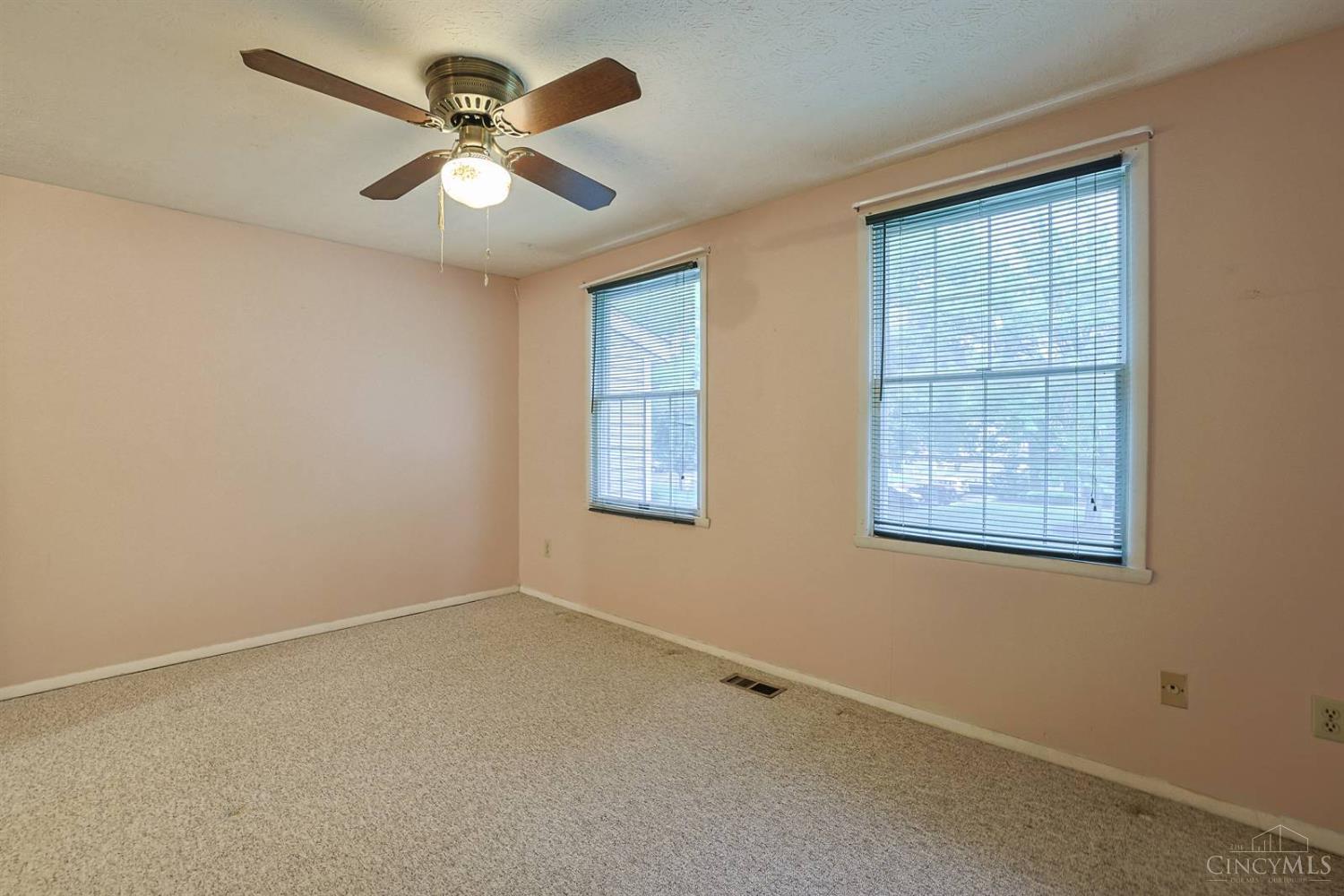 3352 Huntsman Trace Amelia, OH 45102 - Photo 17 of 30