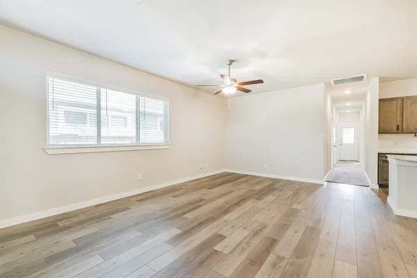 $1,695 | 25109 Pacific Wren Drive, Magnolia, TX 77354