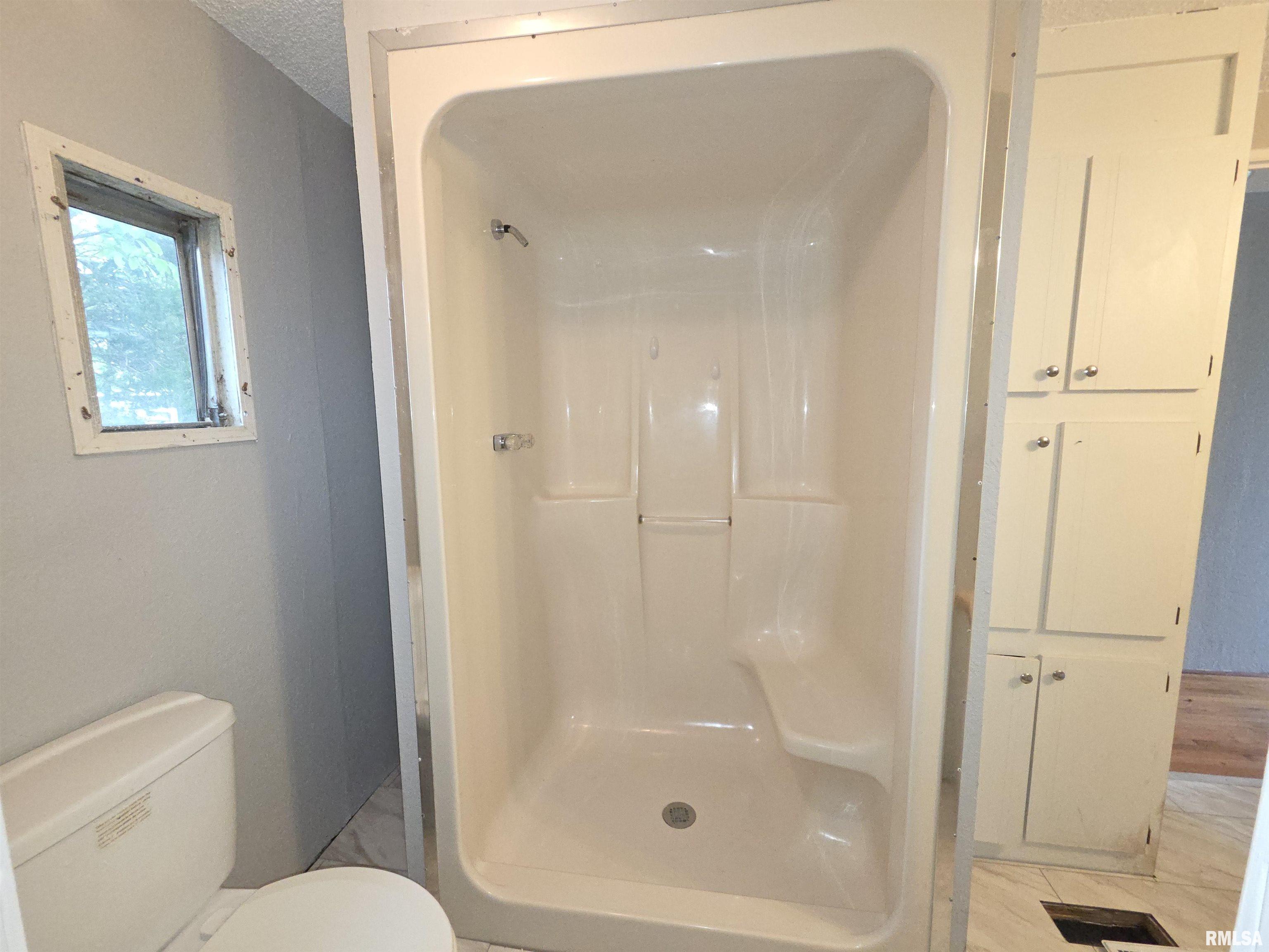 201 3rd Street Christopher, IL 62822 - Photo 17 of 27