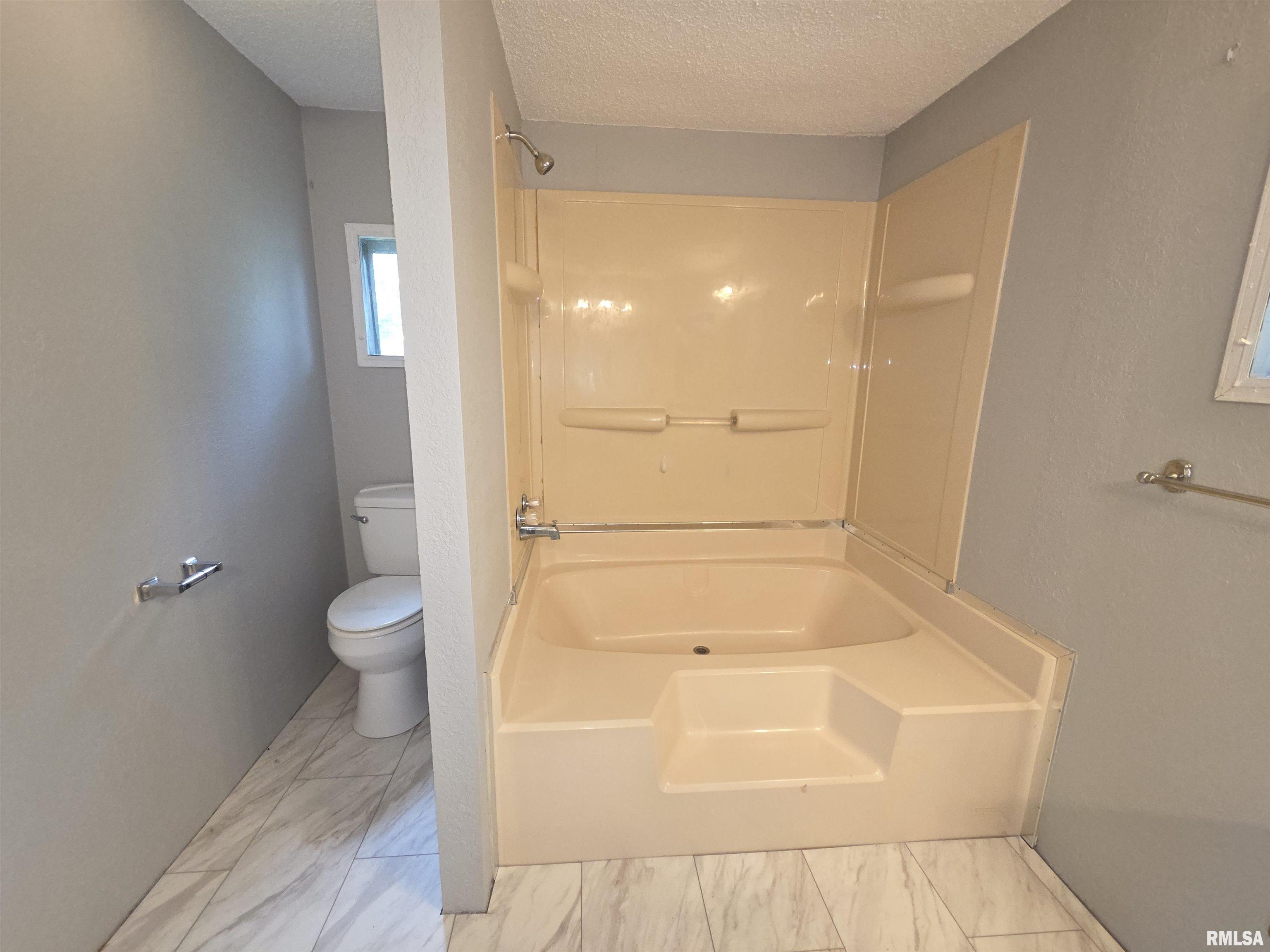 201 3rd Street Christopher, IL 62822 - Photo 26 of 27