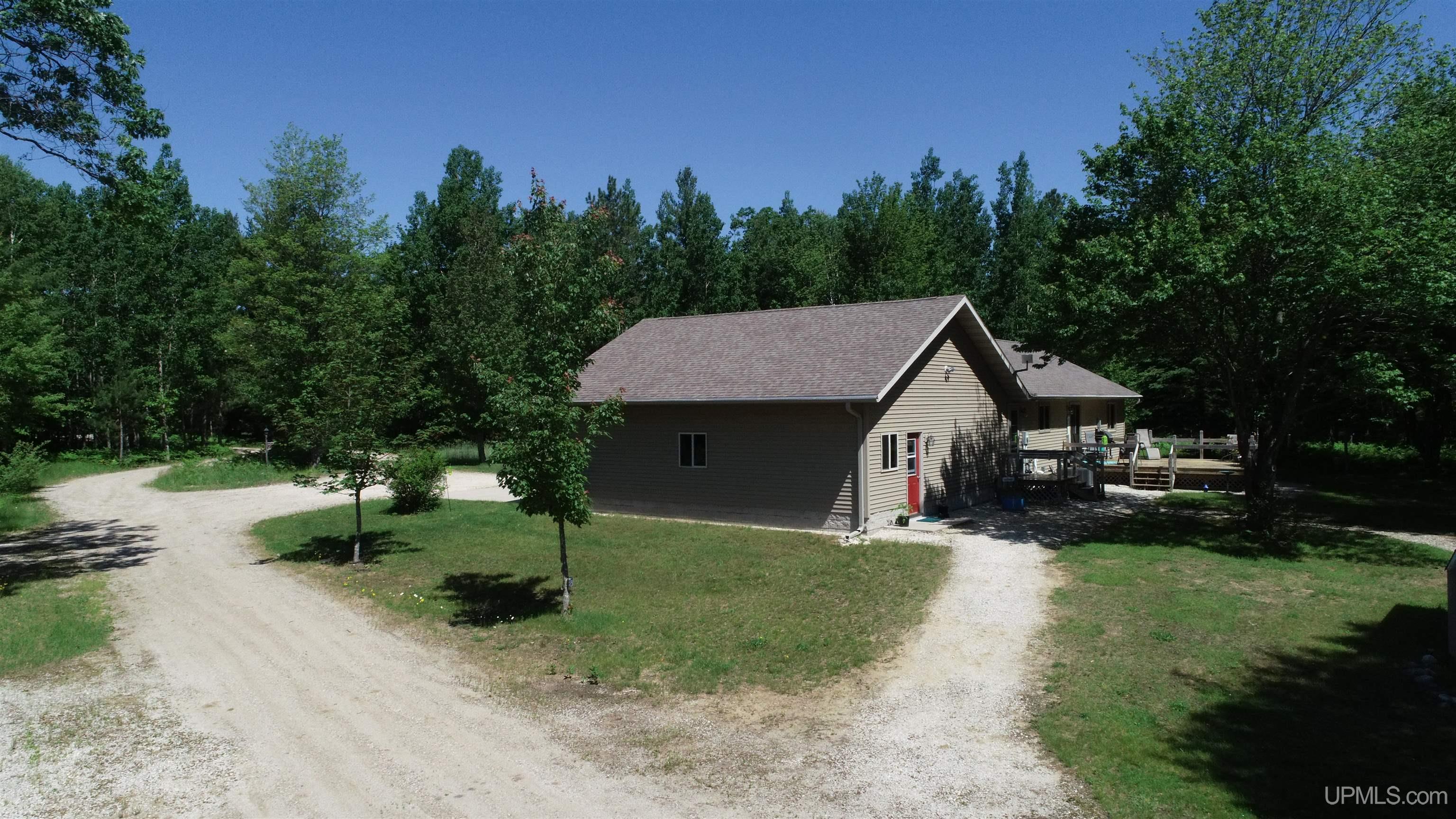 1686 S Flodin Road Manistique, MI 49854 - Photo 15 of 92 Gallery Image 15