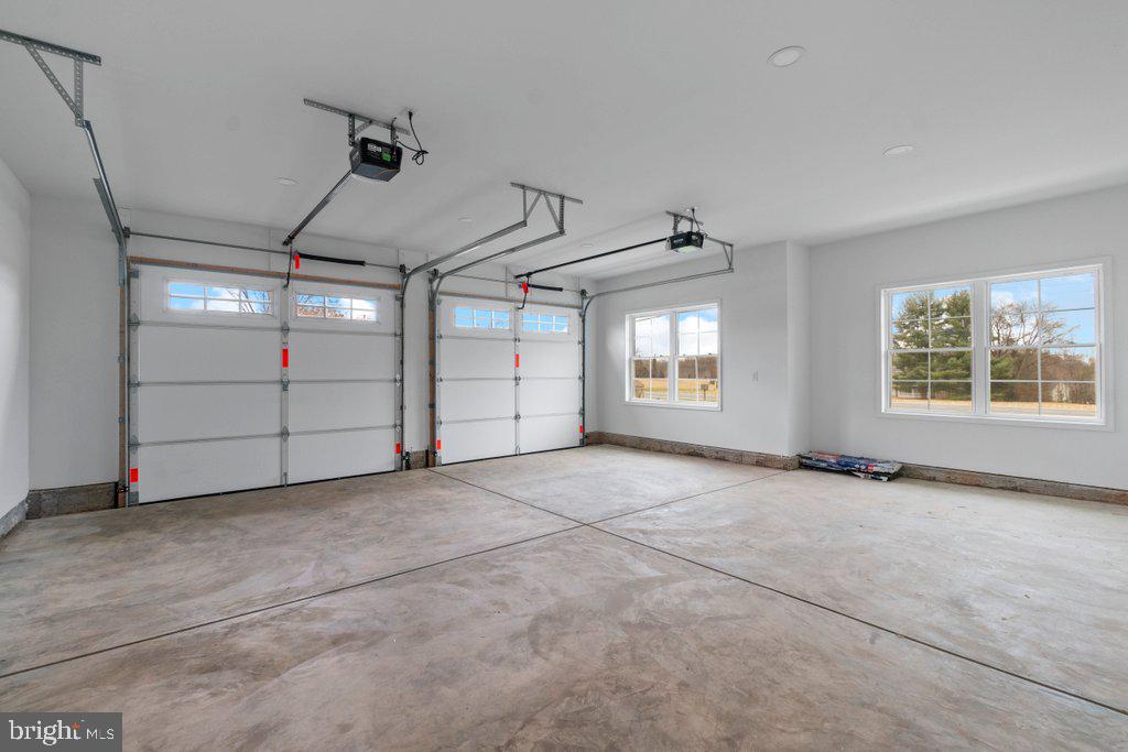 2618 Pleasantville Road Fallston, MD 21047 - Photo 11 of 71 Garage