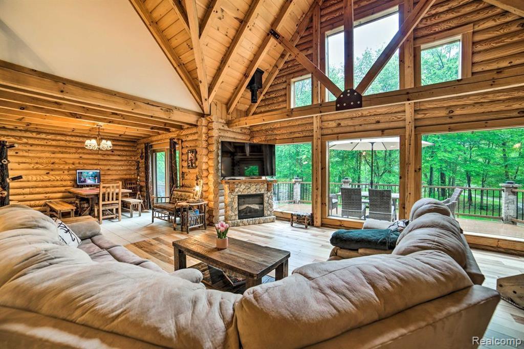 4380 Donnely Road Jackson, MI 49201 - Photo 3 of 41