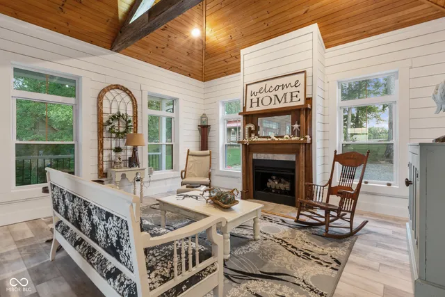 $779,000 | 14000 West Lake Road, Seymour, IN 47274