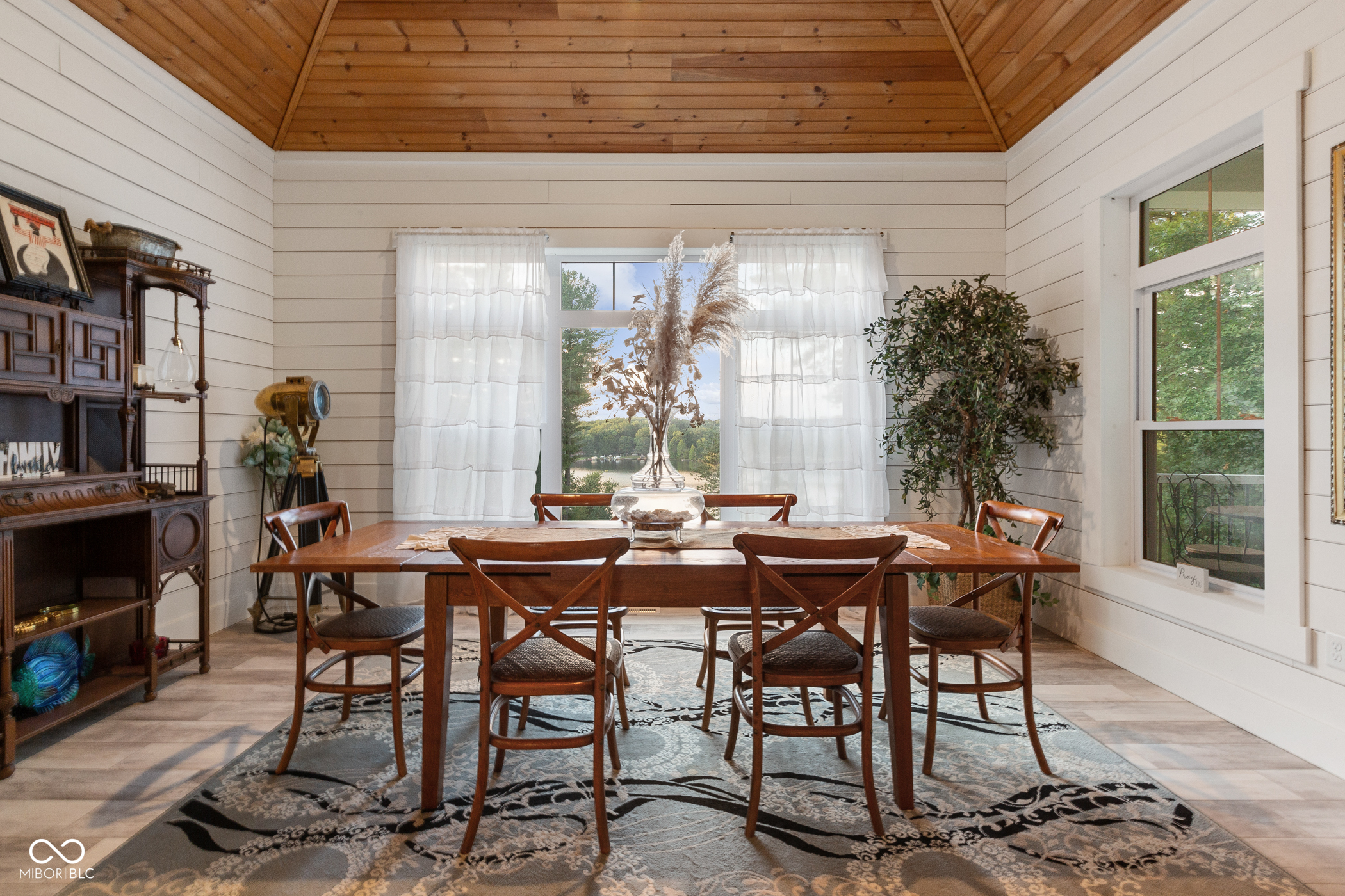 14000 West Lake Road Seymour, IN 47274 - Photo 42 of 87