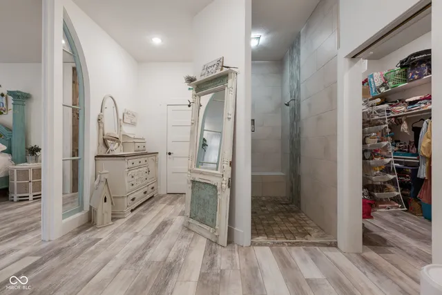 $779,000 | 14000 West Lake Road, Seymour, IN 47274