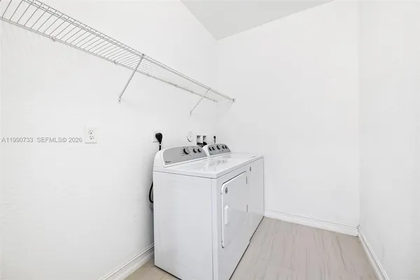 $625,000 | 11724 Southwest 13th Lane, Pembroke Pines, FL 33025
