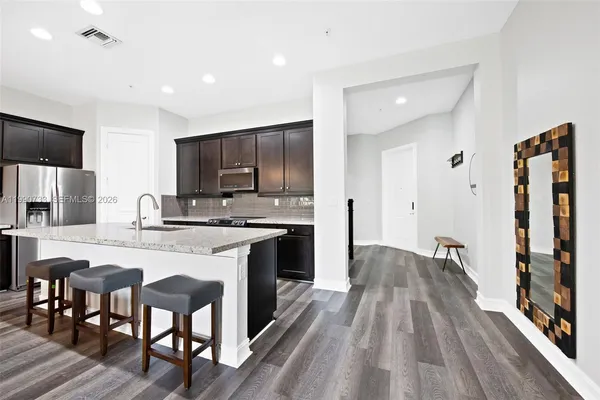 $625,000 | 11724 Southwest 13th Lane, Pembroke Pines, FL 33025