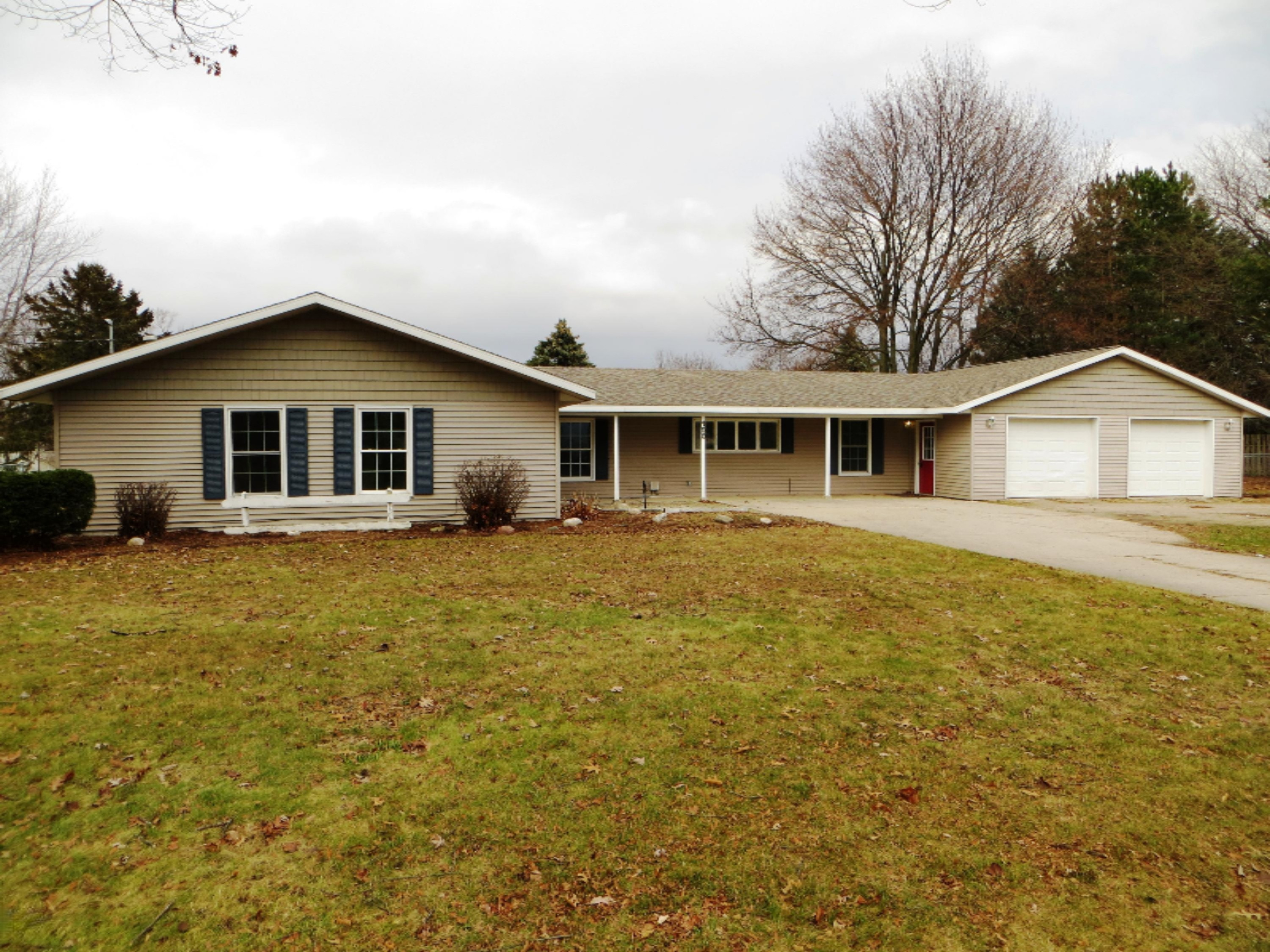 150 West Tuttle Road Ionia, MI 48846 - Photo 1 of 29 3