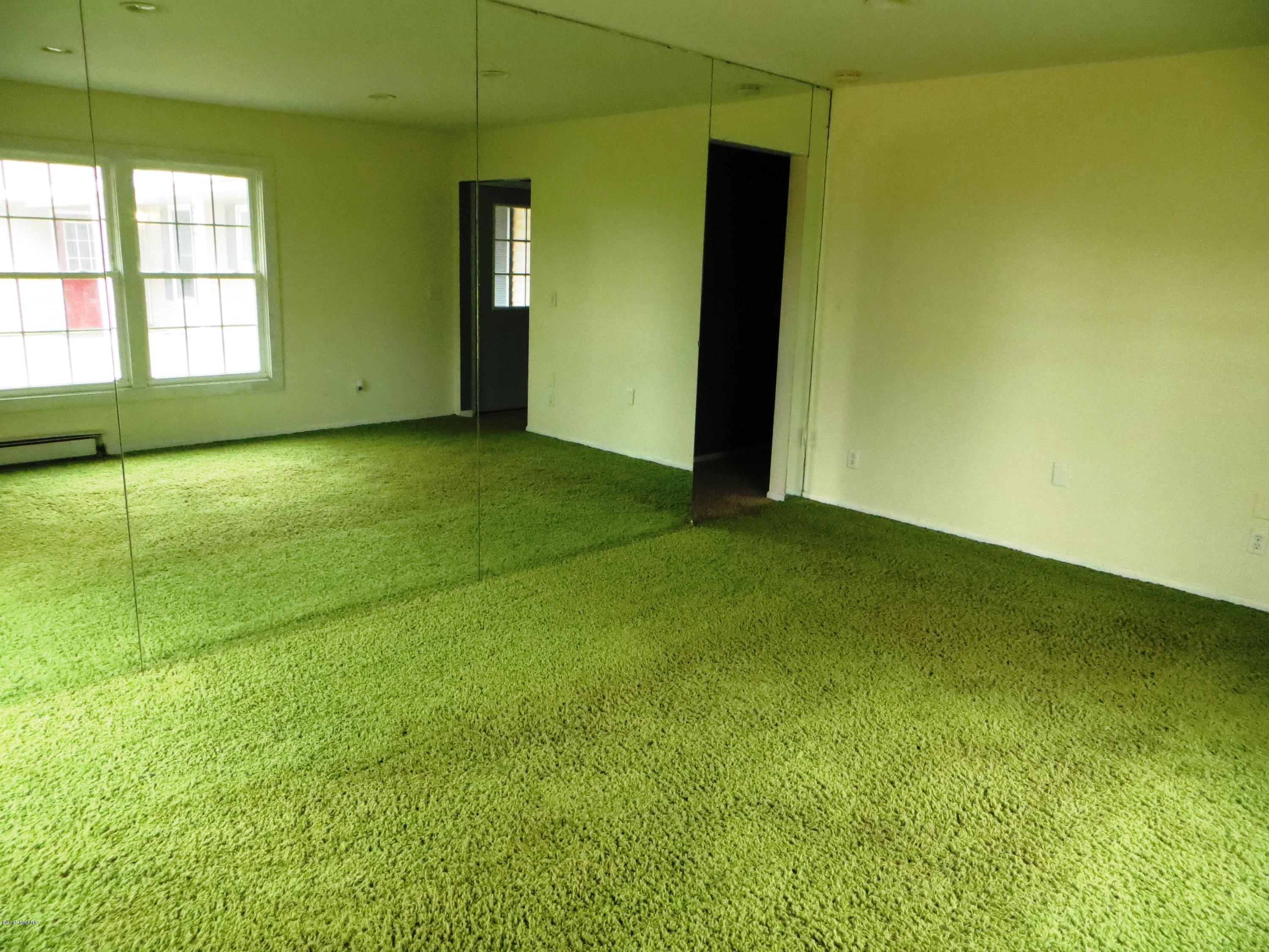 150 West Tuttle Road Ionia, MI 48846 - Photo 7 of 29 7