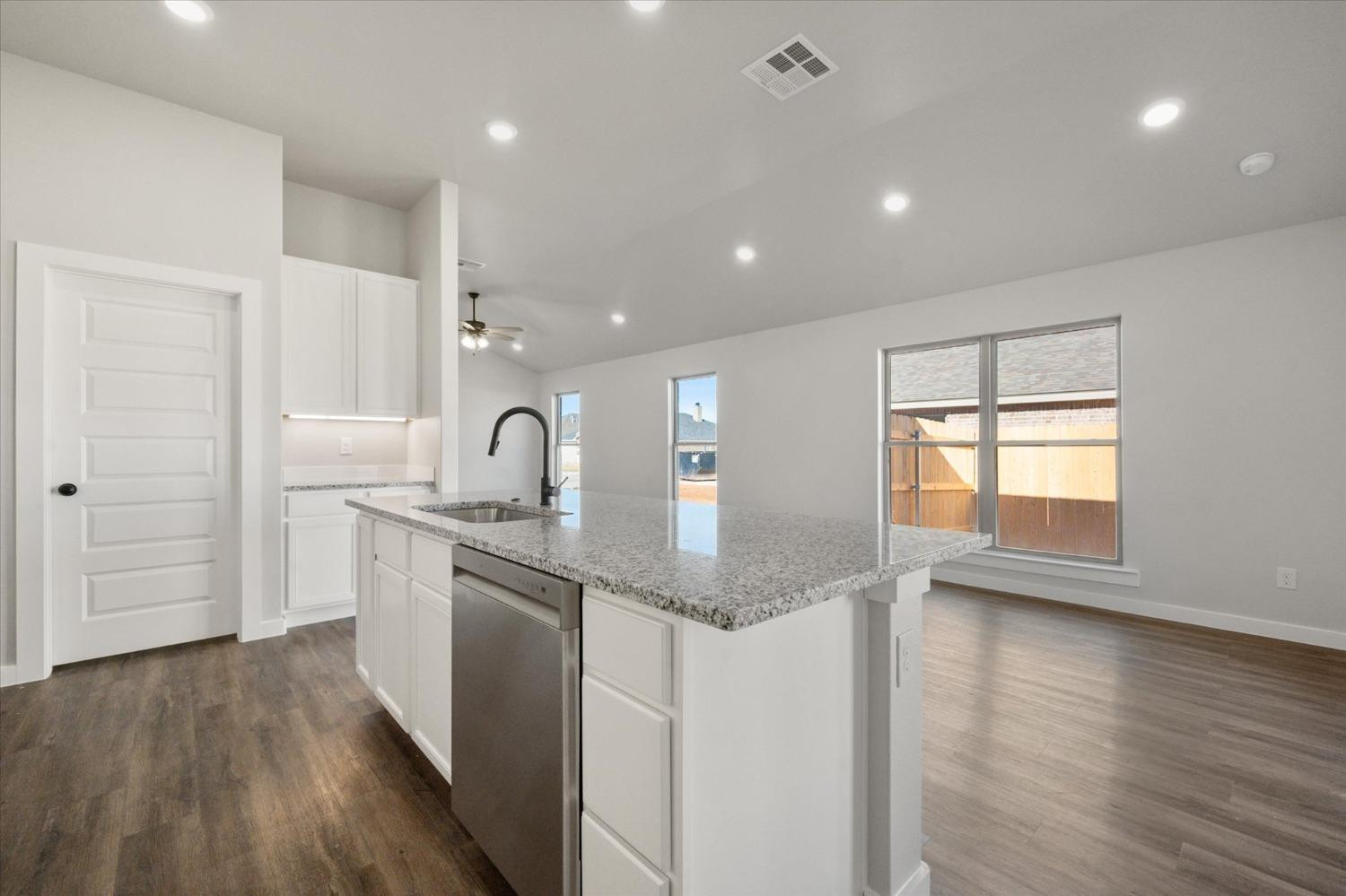 7449 28th Street Lubbock, TX 79407 - Photo 11 of 20 Photo 11