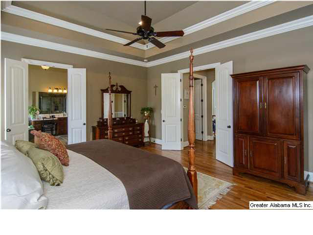 2212 Jacobs Road Vestavia Hills, AL 35216 - Photo 19 of 32