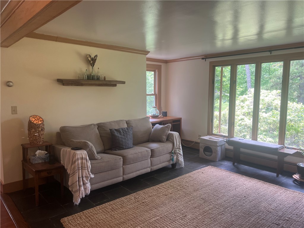 147 Battey Meetinghouse Road Scituate, RI 02857 - Photo 12 of 35
