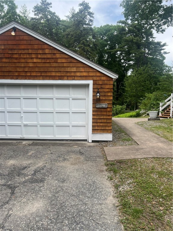 147 Battey Meetinghouse Road Scituate, RI 02857 - Photo 32 of 35