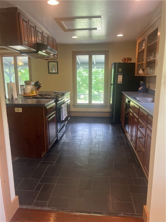 147 Battey Meetinghouse Road Scituate, RI 02857 - Photo 9 of 35